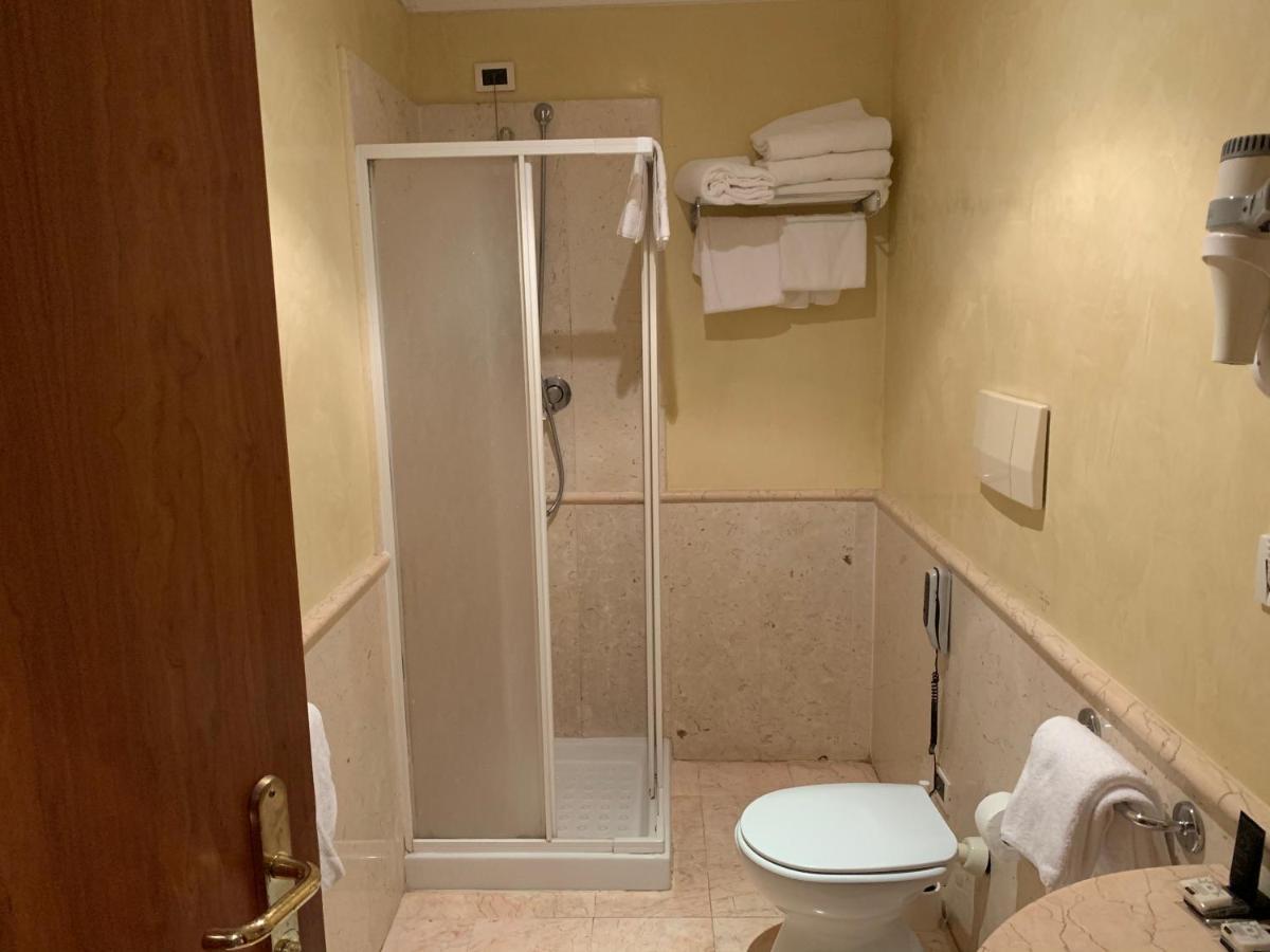 Hi15 Hotel Rom